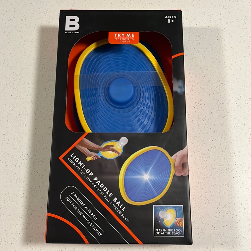 Paddle Ball that Lights Up Complete set, play day or night by Black Series. NIB